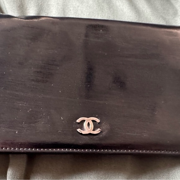 CHANEL Black Patent Flap Wallet - Picture 6 of 7